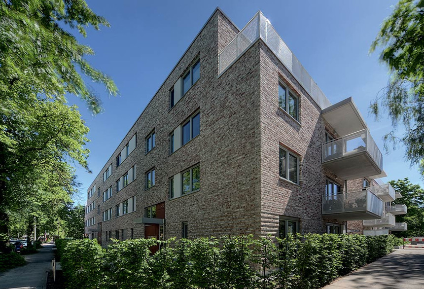 Residential buildings made of white shaded Geestbrand brick