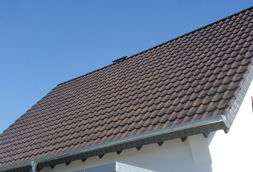 Batten made of engobe autumn leaf Piemont roof tile 