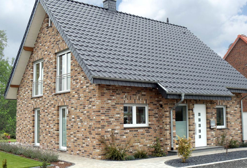 Single-family houses made of Moorbrand peat shaded brick